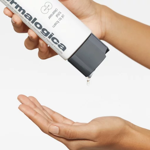 Гелево-олійний очищувач для обличчя Dermalogica Oil to Foam Total Cleanser, 250 мл